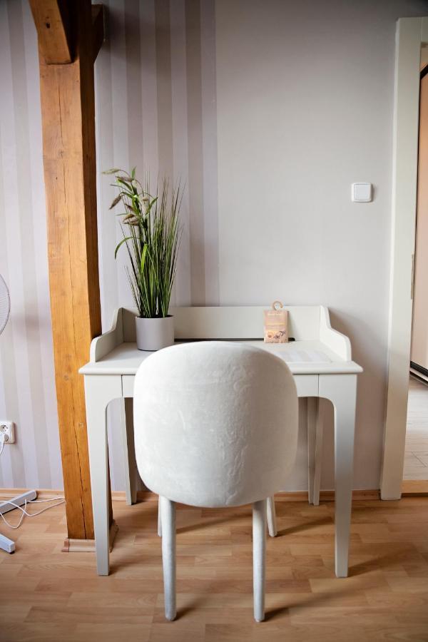 Cozy Modern Apartment In The Old Town - Hlavna Street Košice Exterior foto